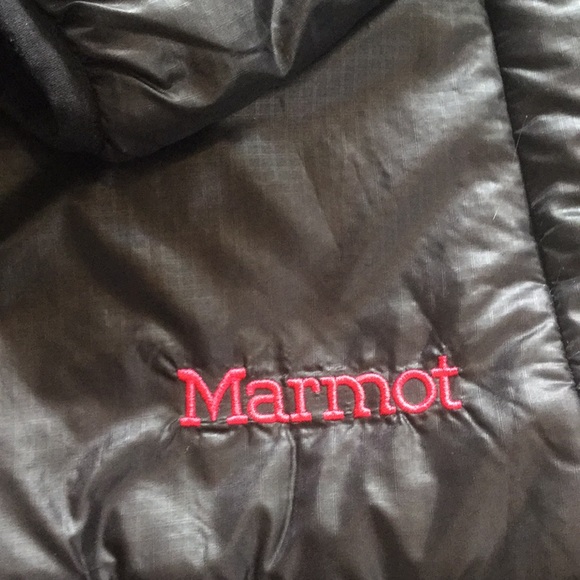 Marmot Winter Lightweight Jacket - Picture 2 of 12